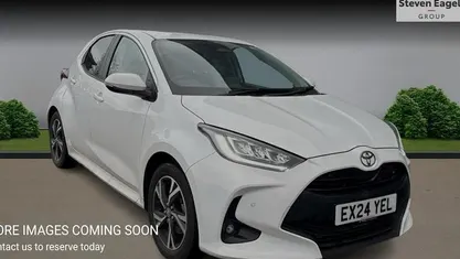 Used Toyota Yaris Hybrid Design 116 HP (85 kW) 2026 Hatchback