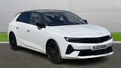 New 2025 Vauxhall Astra Hatchback | £27,000 (Expensive)