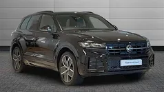 Used 2025 VW Touareg Black Edition SUV | £52,490 (Fair price)