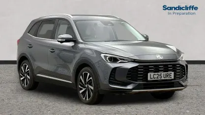 Usado MG ZS Trophy 196 HP (144 kW) 2024 Cinzento SUV