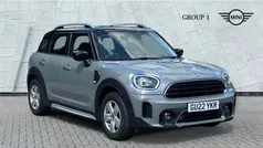 Moonwalk grey Used 2022 Mini Cooper Countryman Classic SUV | £23,295 (Fair price)