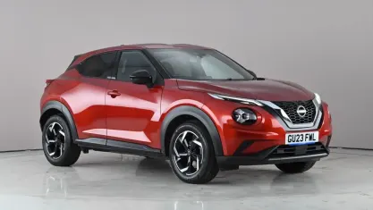 Second-hand Nissan Juke N-Connecta 114 CP (83 kW) 2023 Roșu SUV