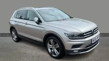 Used VW Tiguan SEL 150 HP (110 kW) 2019 Silver SUV