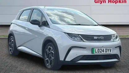 Used BYD Dolphin Comfort 150 kW (204 HP) 2024 White Hatchback