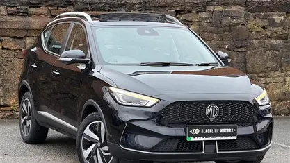 Black Used 2022 MG ZS Trophy Hatchback | £12,395 (Fair price)