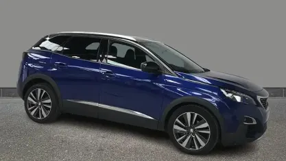 Usado Peugeot 3008 Premium 131 HP (96 kW) 2020 SUV