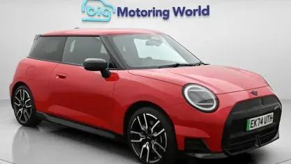 Used Mini Cooper Sport 160 kW (218 HP) 2024 Red Hatchback
