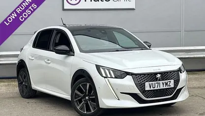 Used Peugeot 208 Premium 131 HP (96 kW) 2021 Hatchback