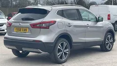 Used 2017 Nissan Qashqai N-Connecta SUV | £10,624 (Fair price)