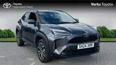 Grey Used 2024 Toyota Yaris Hybrid Design SUV | £22,472 (Fair price)