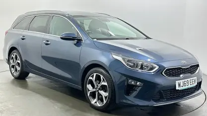 Used Kia Ceed Sportswagon 140 HP (102 kW) 2019 Blue Estate