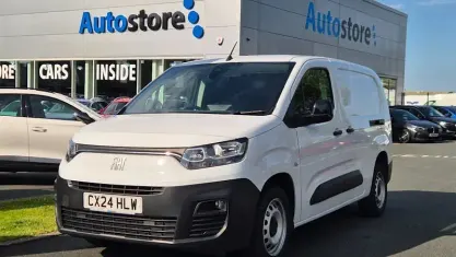 Used Fiat Doblò 102 HP (75 kW) 2023 MPV