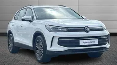 White Used 2025 VW Tiguan Life SUV | £30,995 (Good price)
