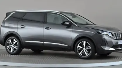 Used Peugeot 5008 Allure Premium 131 HP (96 kW) 2022 Grey SUV