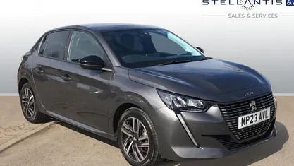 Used Peugeot 208 Allure+ 102 HP (75 kW) 2023 Hatchback