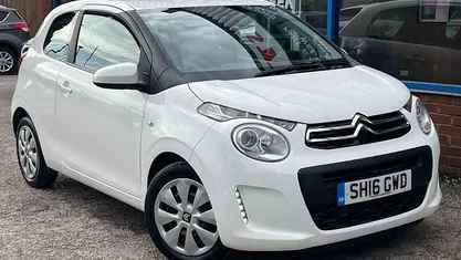 Used Citroën C1 Feel 68 HP (50 kW) 2016 White Hatchback