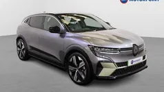 Grey Used 2025 Renault Mégane Iconic Hatchback | £24,199 (Fair price)