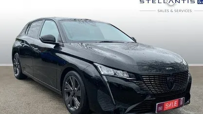 Used Peugeot 308 Allure Premium 131 HP (96 kW) 2023 Hatchback