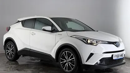 Used Toyota C-HR 122 HP (89 kW) 2018 White SUV