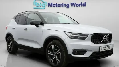 Used Volvo XC40 R-Design 163 HP (119 kW) 2021 Silver SUV