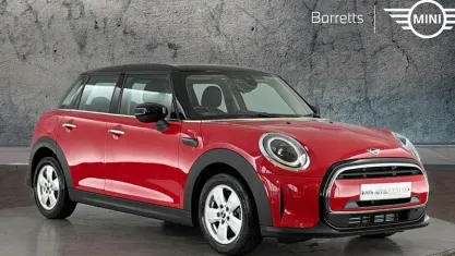 Used Mini Cooper Classic 136 HP (100 kW) 2022 Red Hatchback