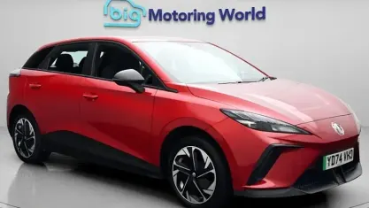Used MG MG4 EV SE 319 kW (435 HP) 2023 Red Hatchback