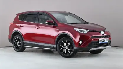 Usado Toyota RAV4 Design 197 HP (144 kW) 2018 SUV