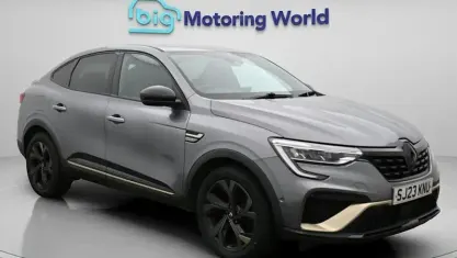 Used Renault Arkana Engineered 145 HP (106 kW) 2023 Grey SUV
