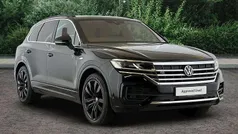 Black Used 2023 VW Touareg R-line SUV | £42,990 (Fair price)