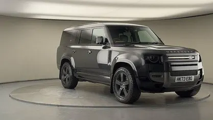 Used 2023 Land Rover Defender HSE Dynamic Estate | £61,000 (Fair price)