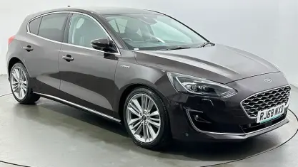 Used Ford Focus Vignale 150 HP (110 kW) 2019 Mauve/purple Hatchback