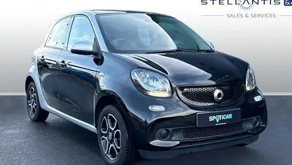 Blue Used 2018 Smart ForFour Premium Hatchback | £7,278 (Fair price)
