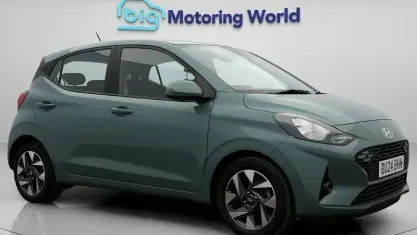 Used Hyundai i10 Advanced 67 HP (49 kW) 2024 Green Hatchback