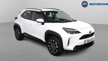 Second-hand Toyota Yaris Hybrid Design 116 CP (85 kW) 2026 Break