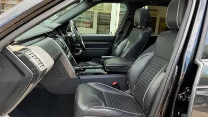 Used Land Rover Discovery Dynamic 306 HP (225 kW) 2019 Black SUV