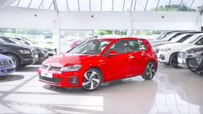 Used VW Golf VII GTI 245 HP (180 kW) 2019 Red Hatchback