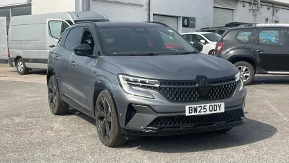 Used Renault Austral Techno Esprit Alpine 200 HP (147 kW) 2025 Grey/black  SUV