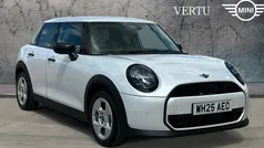 New 2025 Mini Cooper Classic Hatchback | £20,995 (Super price)