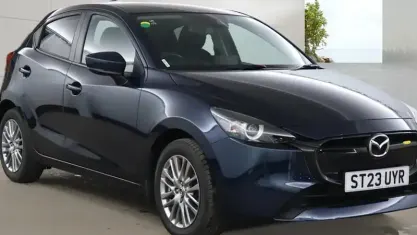 Używany Mazda 2 Exclusive-Line 116 KM (85 kW) 2023 Niebieski Hatchback
