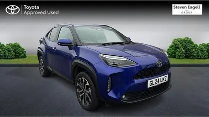 Used 2025 Toyota Yaris Hybrid Design Estate | £22,599 (Fair price)