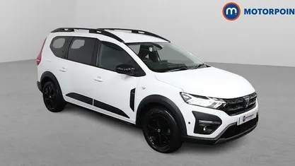 White Used 2023 Dacia Jogger Extreme MPV | £15,199 (Fair price)