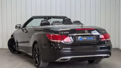 Usado Mercedes E220 AMG 170 HP (125 kW) 2013 Preto Cabrios