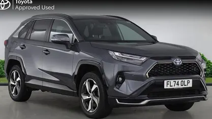 Used 2025 Toyota RAV4 Design Estate | £33,990 (Fair price)