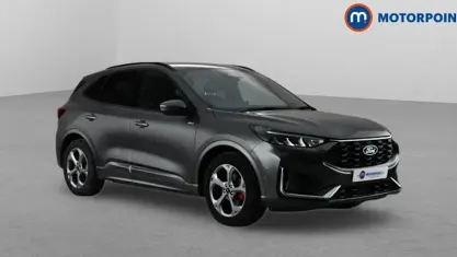 Usado Ford Kuga ST-Line 183 HP (134 kW) 2025 Cinzento SUV