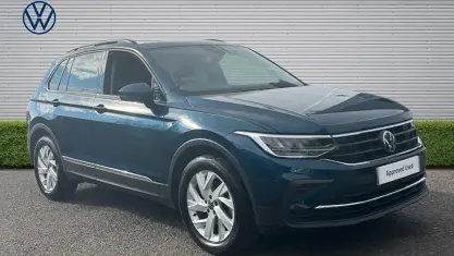 Used VW Tiguan Life 150 HP (110 kW) 2023 Blue SUV