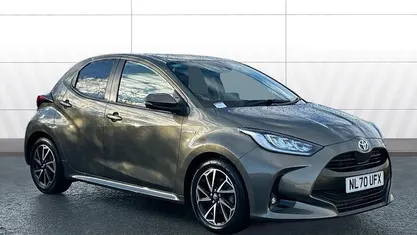 Used Toyota Yaris Hybrid Design 116 HP (85 kW) 2025 Hatchback