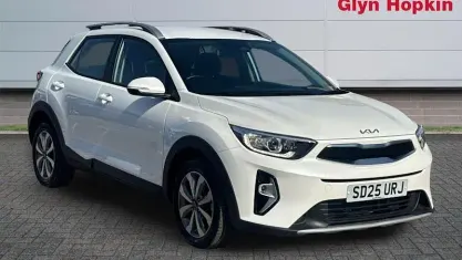 Used Kia Stonic 99 HP (72 kW) 2025 White SUV