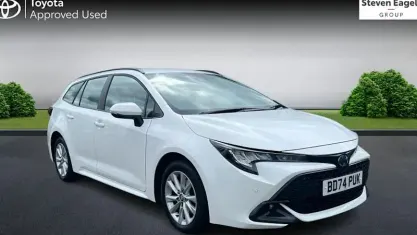 Used Toyota Corolla 140 HP (102 kW) 2024 White Estate