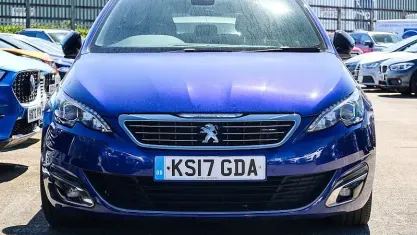 Usado Peugeot 308 GT-line 120 HP (88 kW) 2016 Citadino