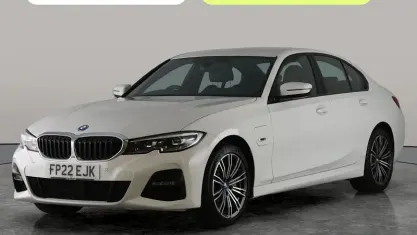 Used BMW 330e M Sport 292 HP (214 kW) 2022 White Sedan